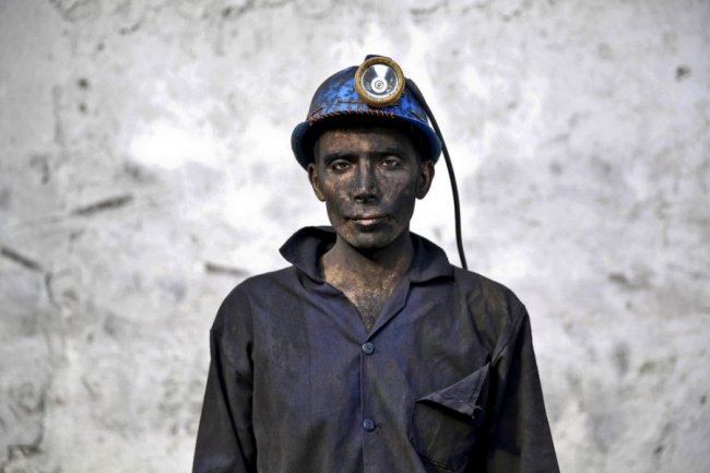 Как работают шахтеры Ирана