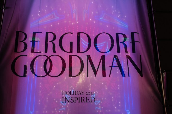 Новое праздничное оформление универмага Bergdorf Goodman в Нью-Йорке