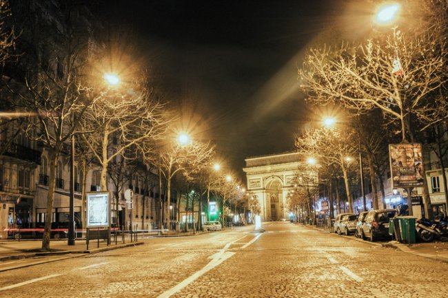 Париж без людей