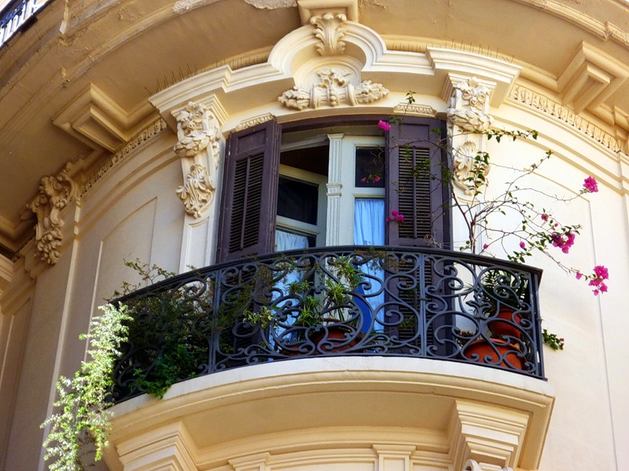 20 идей и 10 советов для вертикального озеленения балкона