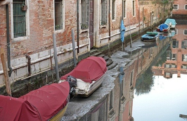Другая Венеция. Каналы Венеции остались без воды