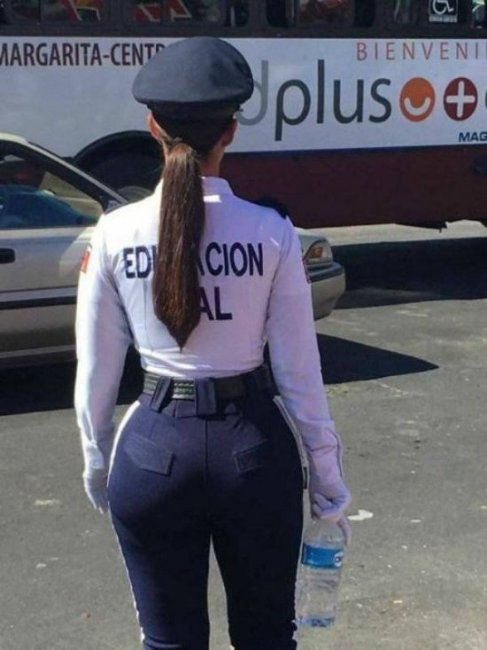 Дорожная полиция Мексики (8 фото)