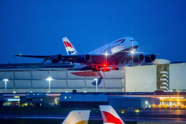 А380 — крупнейший пассажирский самолет