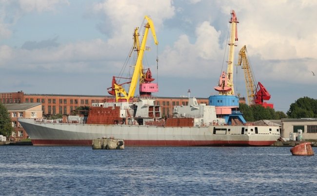 Строительство кораблей на ПСЗ Янтарь