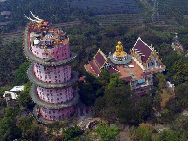 Храм Гигантского дракона в Таиланде