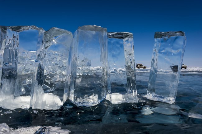 Почему стекло и лед прозрачные