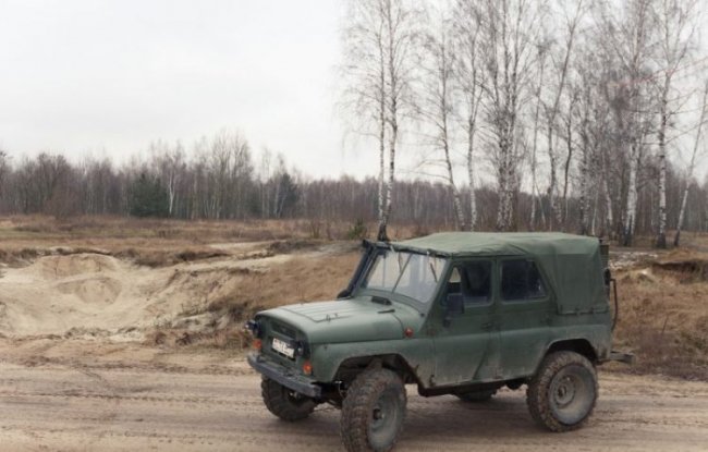 Белорус ездит на УАЗике, работающем на дровах