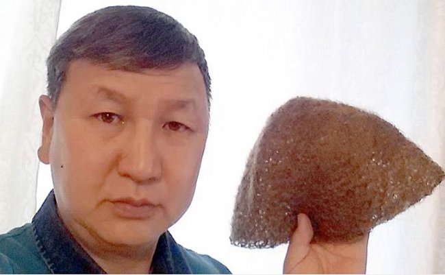 Житель Якутска продает единственную в мире шапку из шерсти мамонта