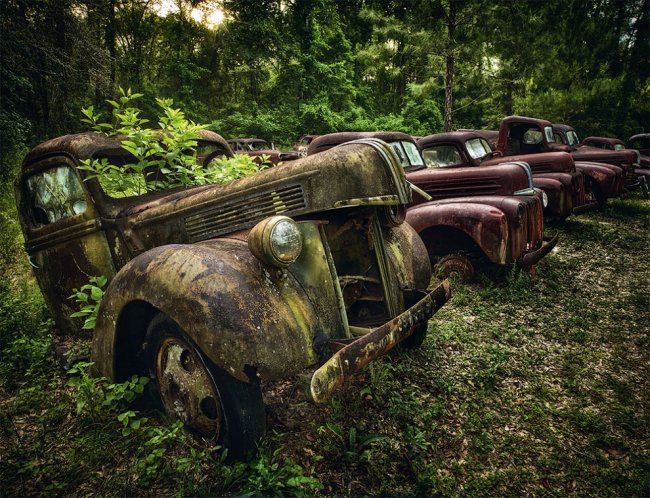 Старые заброшенные автомобили в Европе и США
