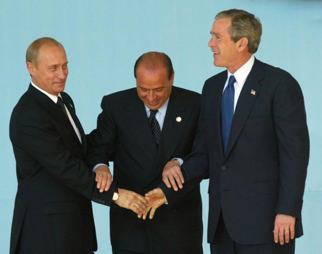 Настоящие друзья: Путин и Берлускони