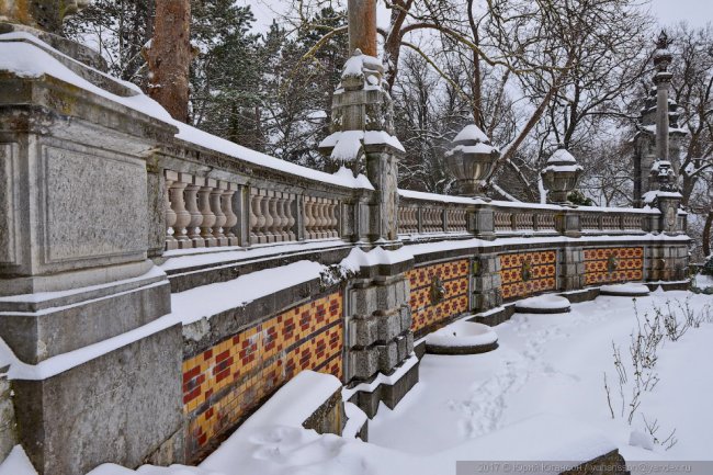 Массандровский дворец в снегу