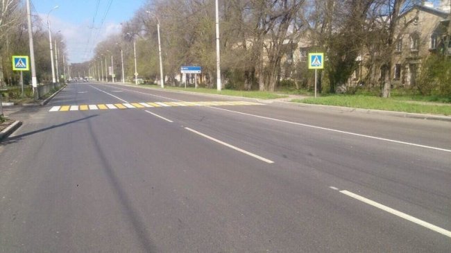 Дорожники завершили ремонт двух участков трассы М-17 в районе Керчи