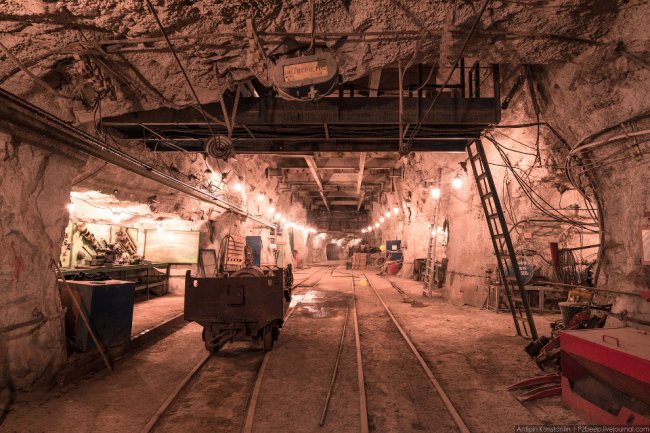 Подземный рудник имени Кирова
