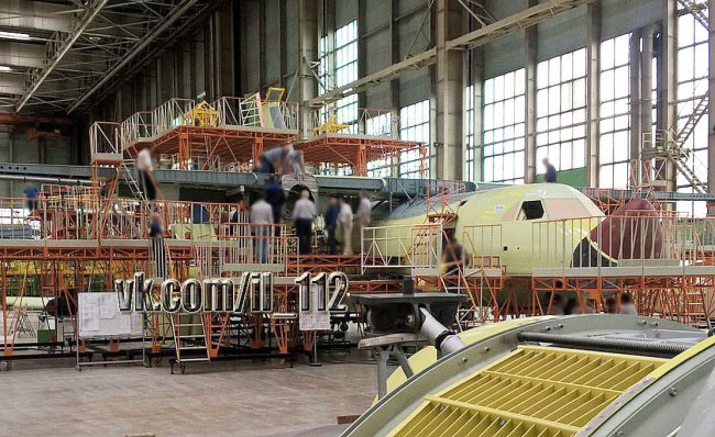 Сборка первого прототипа военно-транспортного самолёта Ил-112 на ПАО ВАСО