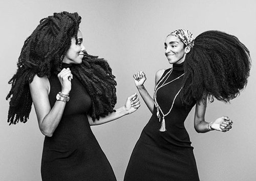 Сёстры, стыдившиеся своих волос, прославились благодаря им (10 фото)