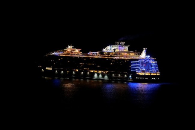 Лайнер Symphony of the Seas — самое большое круизное судно в мире